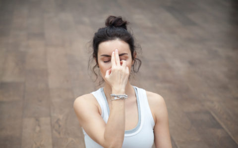 El yoga psicosomático y la gestión del estrés: Herramientas efectivas para encontrar el equilibrio y la tranquilidad